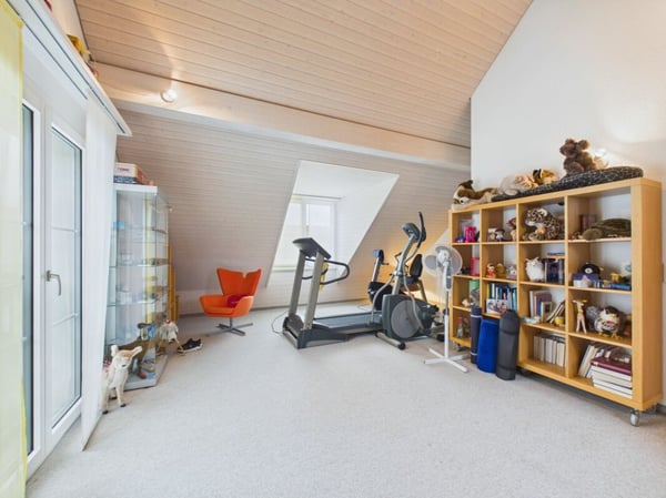 Wo Wohnqualität zuhause ist - Familienhaus mit Wintergarten und Solaranlage 10