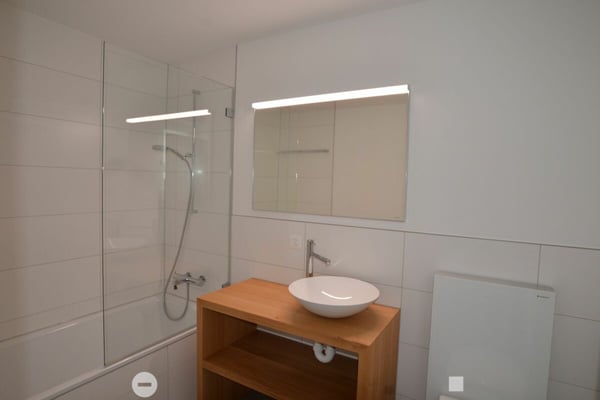 Exklusive 4.5-Zimmer-Panoramawohnung mit traumhafter See- und Bergsicht in Biel/Bienne 5