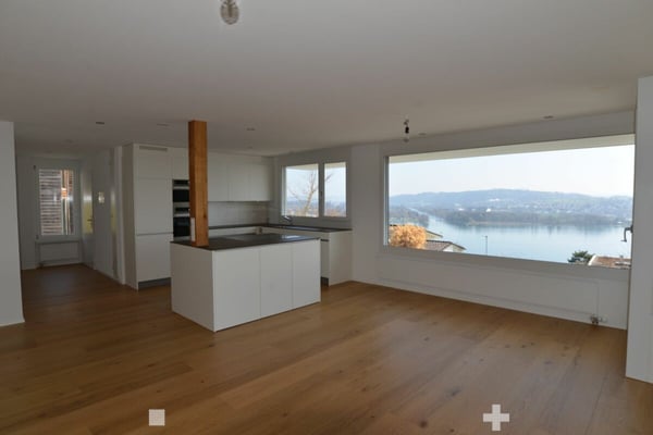 Exklusive 4.5-Zimmer-Panoramawohnung mit traumhafter See- und Bergsicht in Biel/Bienne 3