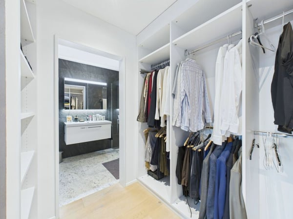 Exklusive 4.5-Zimmer-Attikawohnung - Luxusausbau, Designer-Küche & zwei Terrassen im Zentrum von Kloten 12