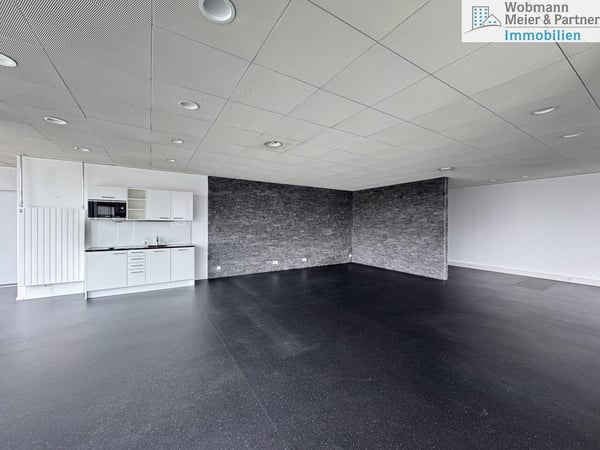 Wir bieten Raum 121 m2 im Medical Tower im EKZ Inside, Volketswil 4