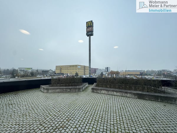 Wir bieten Raum 121 m2 im Medical Tower im EKZ Inside, Volketswil 7