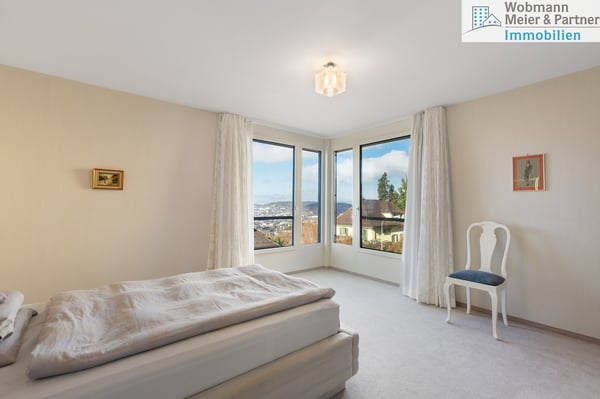 Exklusives Einfamilienhaus an privilegierter Lage 9