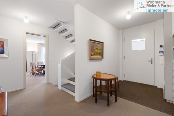 Exklusives Einfamilienhaus an privilegierter Lage 6