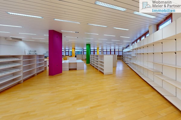 Verkaufs-, Gewerbe- und Büroflächen an zentraler Lage in Dübendorf 5