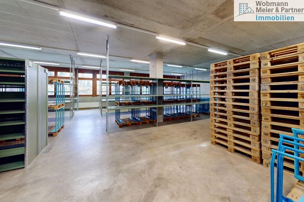 Verkaufs-, Gewerbe- und Büroflächen an zentraler Lage in Dübendorf 8