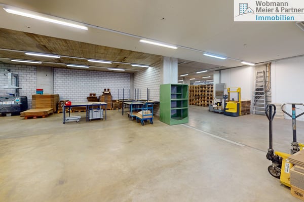 Verkaufs-, Gewerbe- und Büroflächen an zentraler Lage in Dübendorf 7