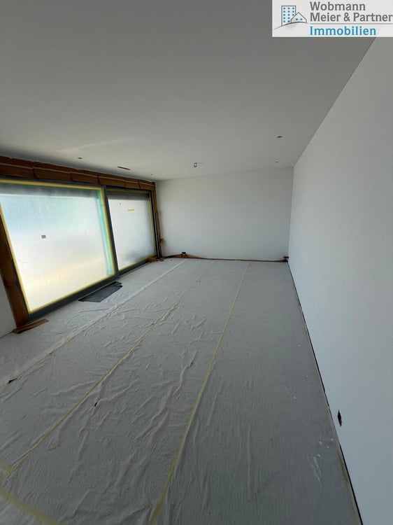 Hochwertige 4.5-Zimmer-Neubauwohnung mit Wintergarten im Erdgeschoss 3