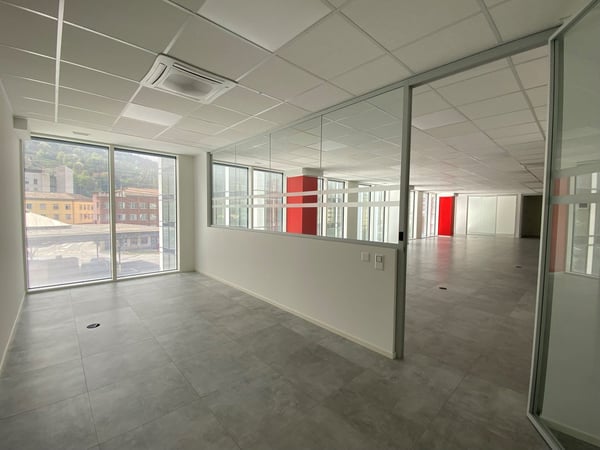 490 m2 office for rent in Chiasso - New administrative and commercial centre 3