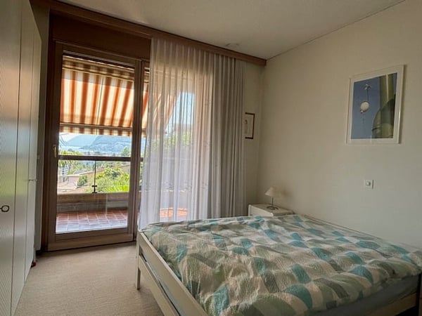 Lugano – Luminoso appartamento di 2.5 locali con terrazzo e vista lago 5