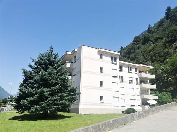 Affittasi appartamento di 4.5 locali a Cresciano 2