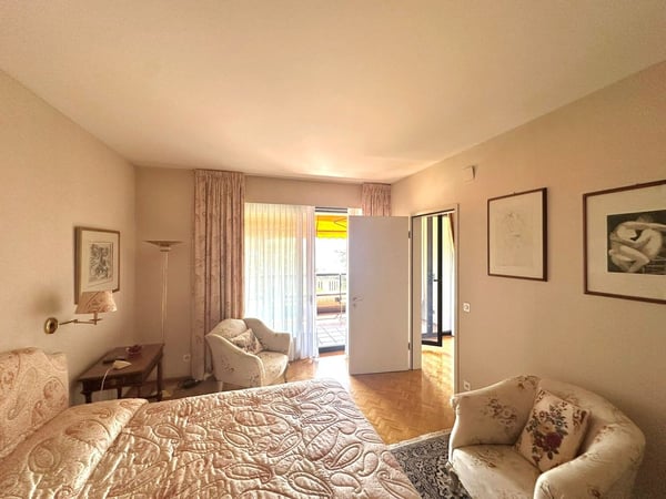 Elegante appartamento con terrazza vista lago 5