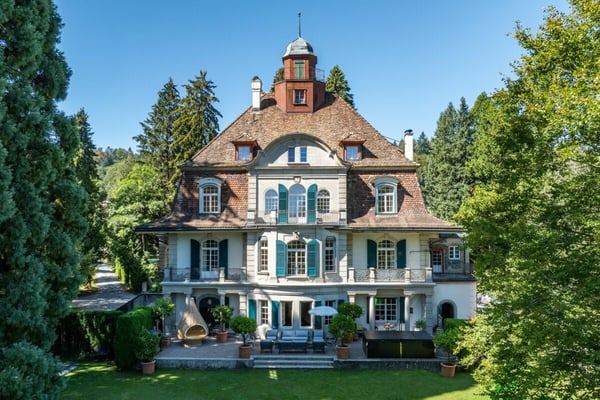 Als Privatresidenz, Kanzlei oder Klinik: Jugendstil-Stadtvilla mit grossem Park und Seesicht 3