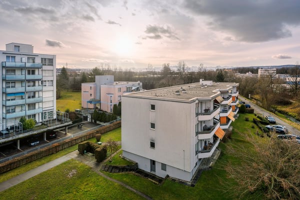 Furnished 1-bedroom Apartment / Möbliertes 2-Zimmer Apartment 11