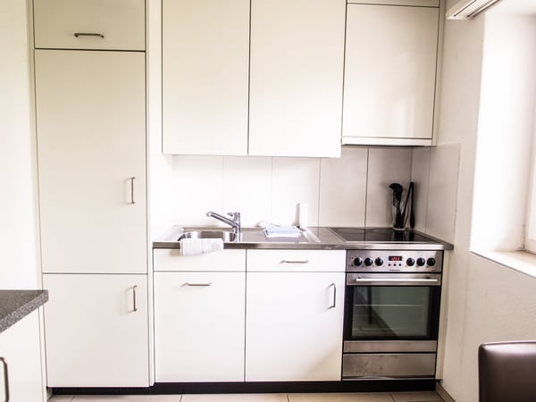 Furnished 1-bedroom Apartment / Möbliertes 1-Zimmer Apartment 5