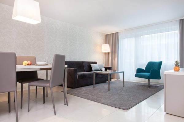Furnished 1-bedroom Apartment in Zurich / Möbliertes 2-Zimmer Apartment in Zürich - Lindenstrasse 4