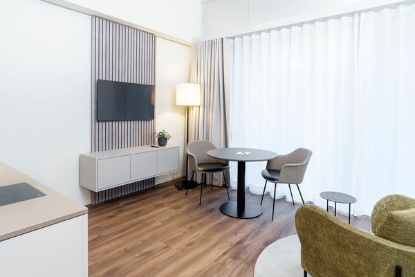 Studio Apartment - Barrierefrei möbiliert in Cham (Zug), Papieri-Areal 6
