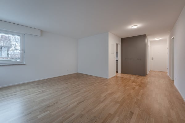 Modern saniert (2022): Helle 4.5-Zimmer-Wohnung in Wittenbach 4