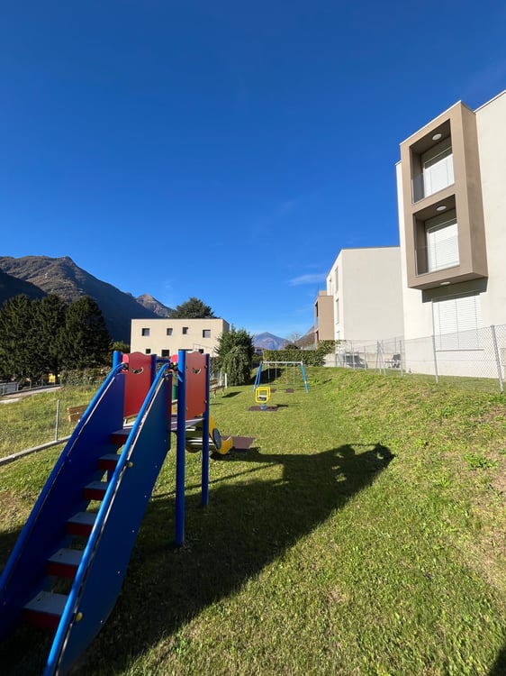 MODERNO APPARTAMENTO 2,5 locali a CLARO 19