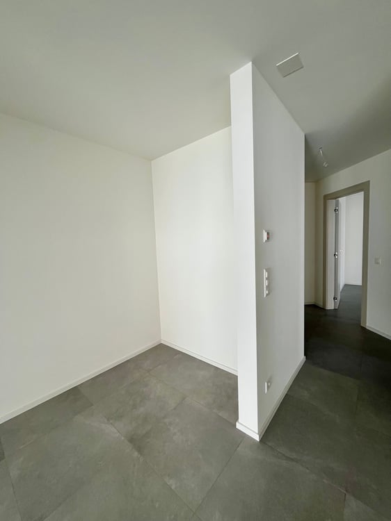 MODERNO APPARTAMENTO 2,5 locali a CLARO 5