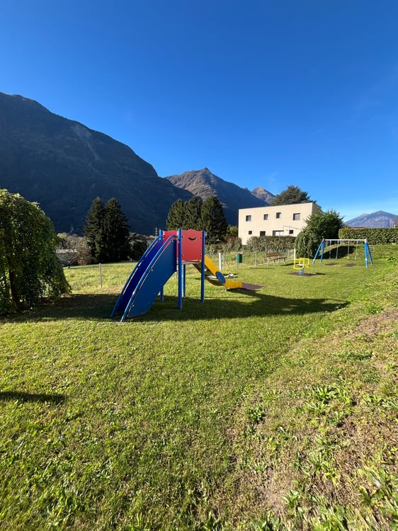 MODERNO APPARTAMENTO 2,5 locali a CLARO 18
