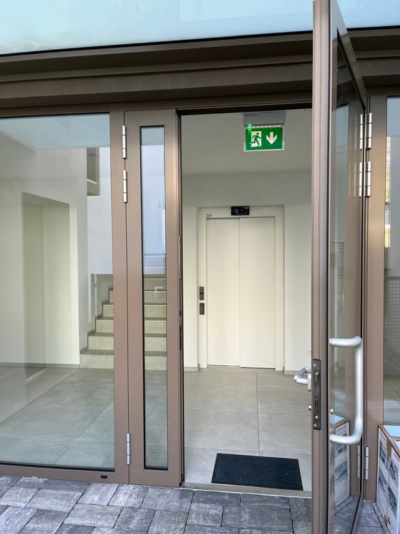 MODERNO APPARTAMENTO 2,5 locali a CLARO 14
