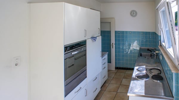 Ein- oder Zweifamilienhaus mit großem Grundstück 13