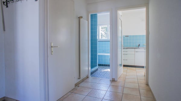 Ein- oder Zweifamilienhaus mit großem Grundstück 10