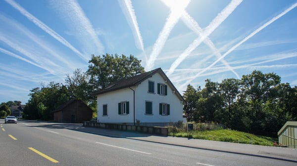 Ein- oder Zweifamilienhaus mit großem Grundstück 3