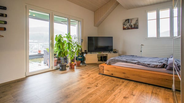 Grosse 5.5-Zimmer-Wohnung in sanierten Bauernhaus 15