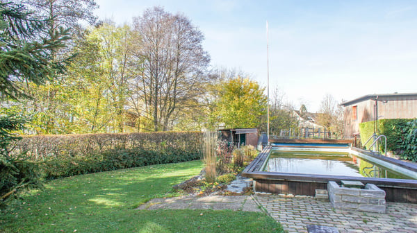 Bauland mit Einfamilienhaus 5