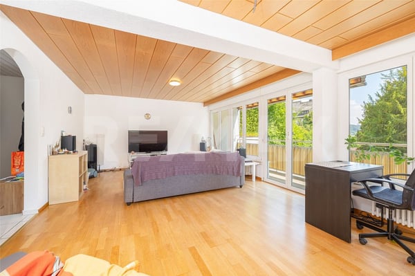 Sonniger Balkon trifft charmantes Wohnen 8