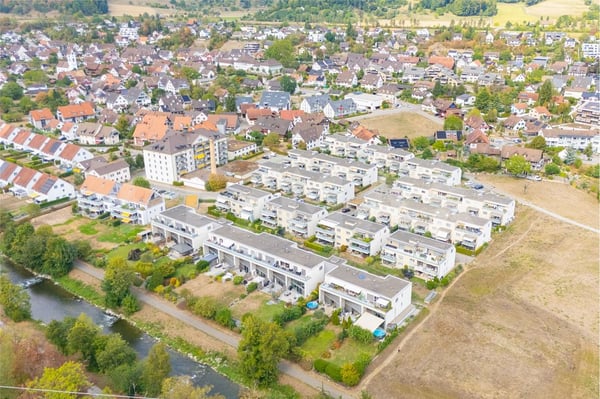 Helle Attikawohnung mit offenem Wohnbereich 11