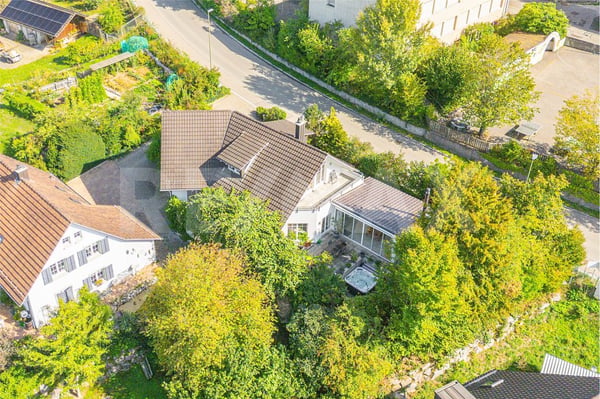 Freistehendes Einfamilienhaus mit Weitsicht, Wintergarten & Wohlfühlambiente 2