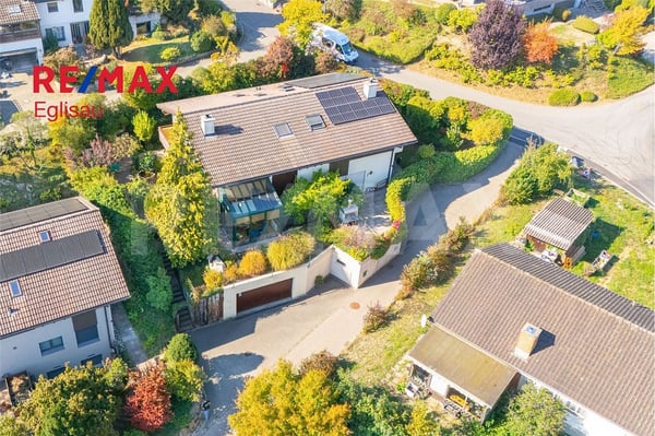 Familienfreundliches Zuhause mit viel Komfort, Gartenidylle und Doppelgarage