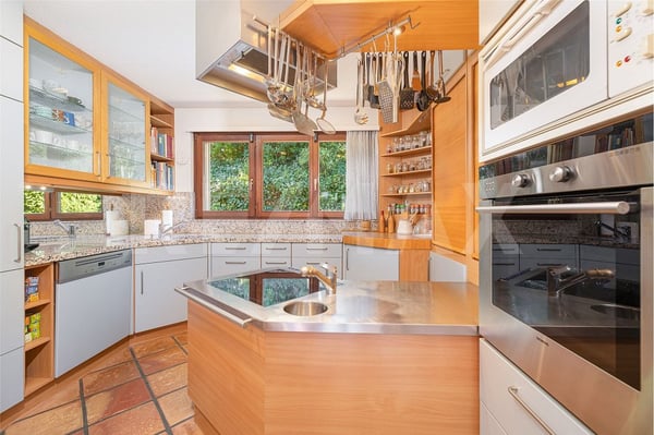 Familienfreundliches Zuhause mit viel Komfort, Gartenidylle und Doppelgarage 12