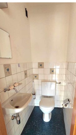 Appartement spacieux de 1.5 pièces avec balcon et parking à Fribourg 8