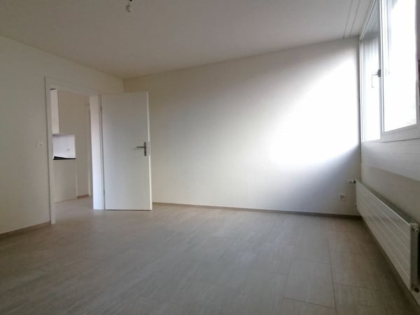 Wohnung in Altstetten-Zürich 9