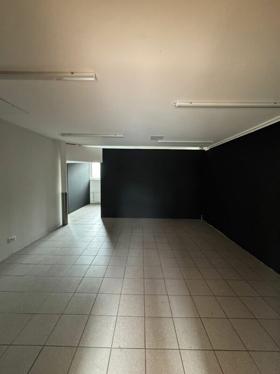 Ladenlokal zu vermieten 3