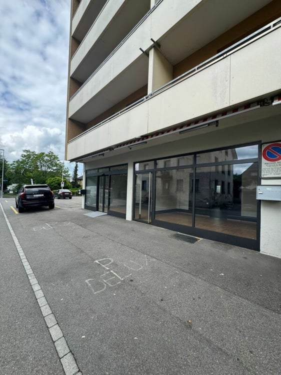 Ladenlokal zu vermieten 9