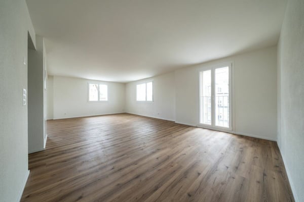 Exklusive 3.5-Zimmer-Gartenwohnung mit gedecktem Sitzplatz und privater Grünfläche 5