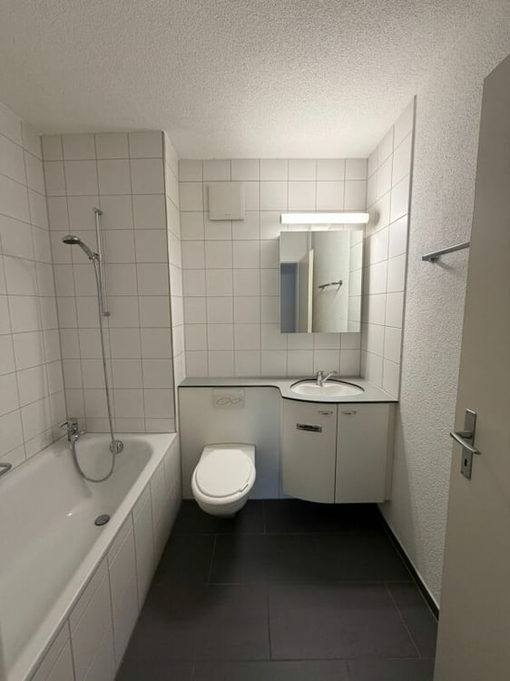 Gepflegte 2.5 ZWG, jetzt zu vermieten! 9