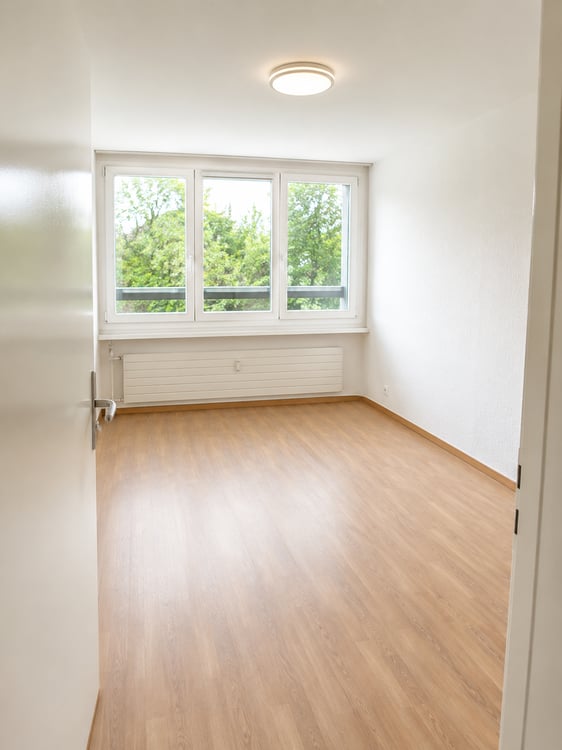 Helle 4.5-Zimmer-Wohnung mit Balkon in Nidau – sofort verfügbar! 4