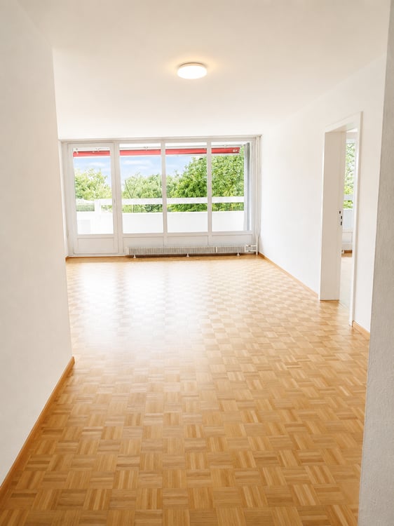 Helle 4.5-Zimmer-Wohnung mit Balkon in Nidau – sofort verfügbar! 3