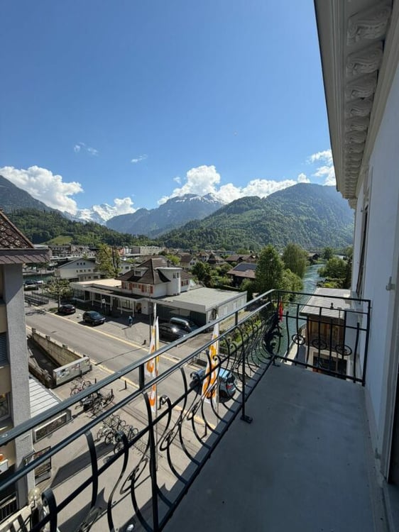 Erstbezug - frisch sanierte 5.5 Zimmer-Wohnung mit Balkon jetzt zu vermieten! 12