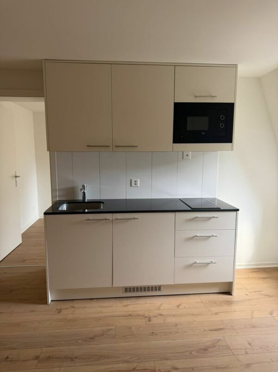 Erstbezug - charmante frisch sanierte 2 Zimmer-Wohnung jetzt zu vermieten! 2