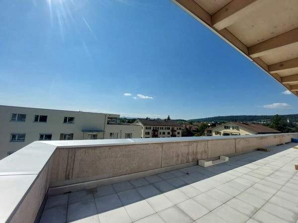 Exklusive 2.5-Zimmer-Attikawohnung mit ca. 74 m² Sonnenterrasse - Erstbezug im Neubau 7