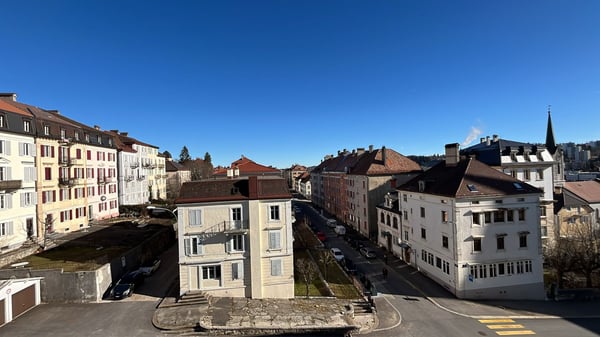 Spacieux -lumineux -IDÉAL POUR VOUS! Premier mois de loyer offert ! 12