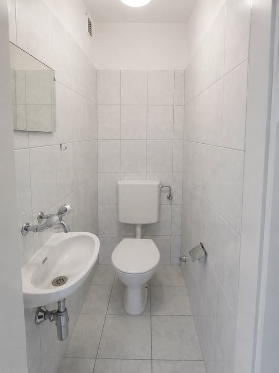 Spacieux  4,5 pièces à Fribourg – Vue sur la verdure, balcon et garage : votre futur chez-vous ! 3