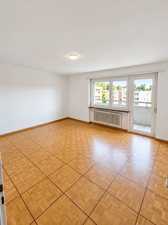 Spacieux appartement de 5 pièces avec balcon et belle vue à Fribourg 6